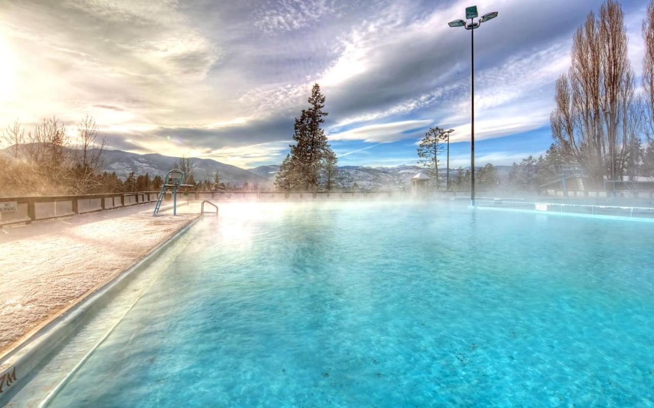 Fairmont Hot Springs Resort Экстерьер фото